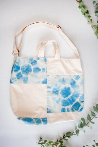 The Sagittarius Tote | Atmosphere